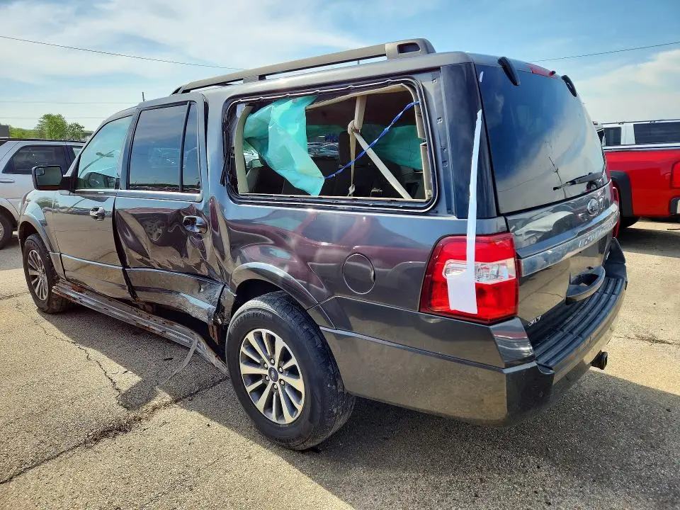 2017 FORD EXPEDITION EL XLT  