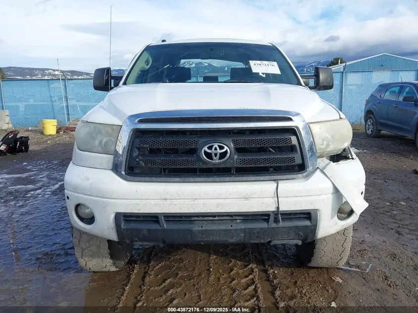 2010 TOYOTA TUNDRA SR5 5.7L V8