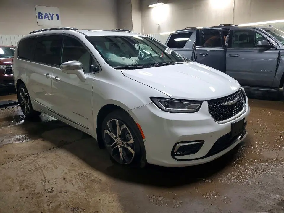 2022 CHRYSLER PACIFICA PINNACLE  
