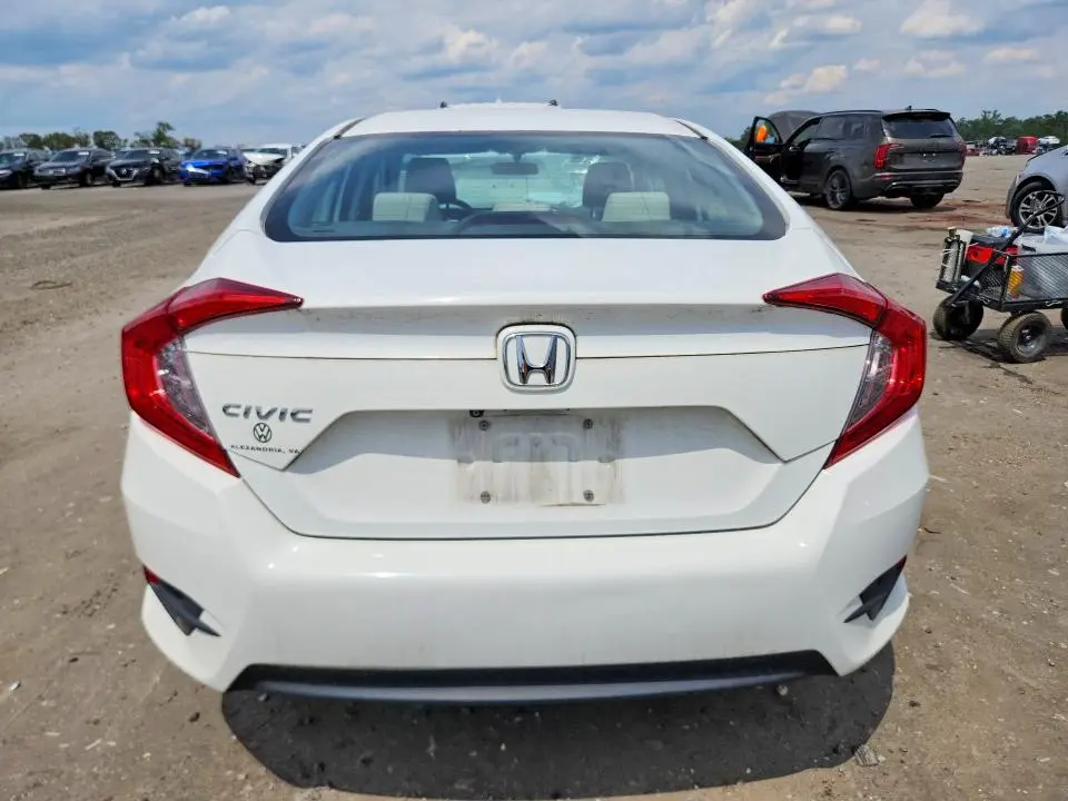 2018 HONDA CIVIC LX  