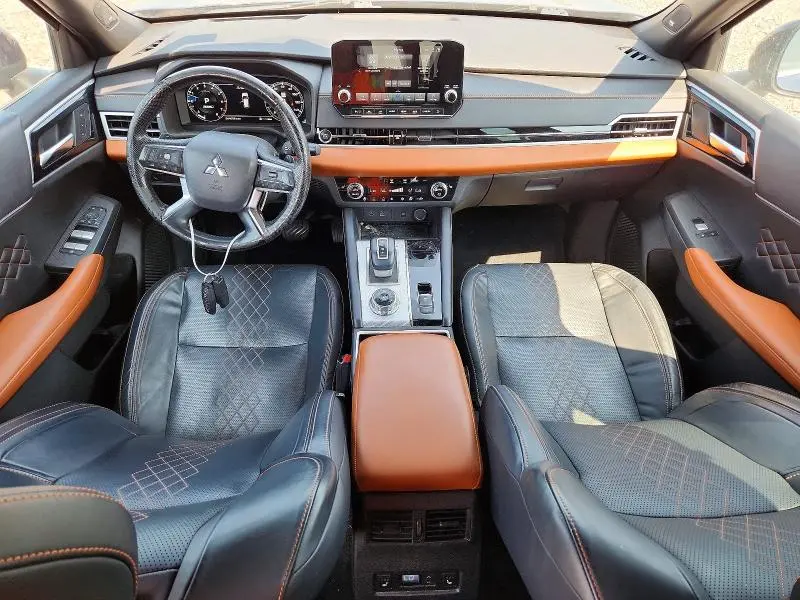 2022 MITSUBISHI OUTLANDER SEL  