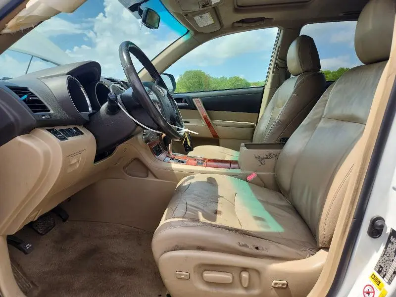 2010 TOYOTA HIGHLANDER LIMITED  