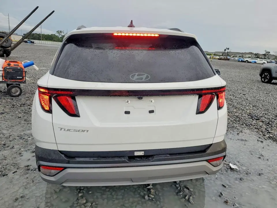 2026 HYUNDAI TUCSON SEL  