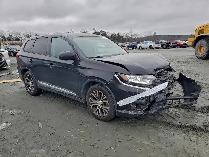 2018 MITSUBISHI OUTLANDER ES  