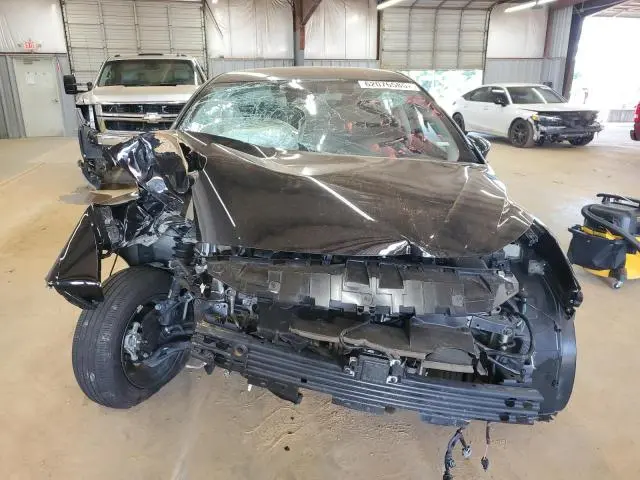 2024 NISSAN VERSA SV  