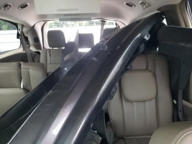2015 CHRYSLER TOWN & COUNTRY LX  