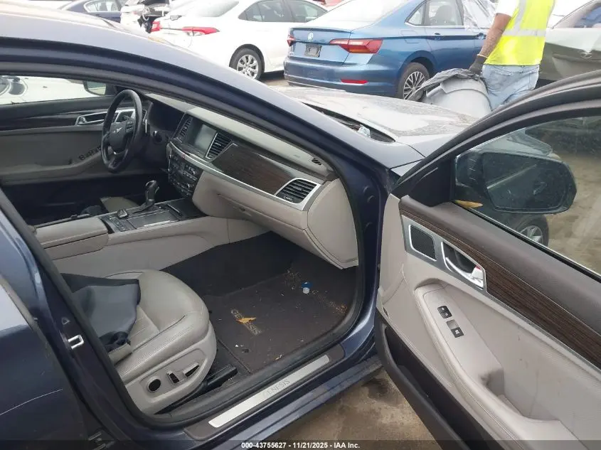 2015 HYUNDAI GENESIS 3.8