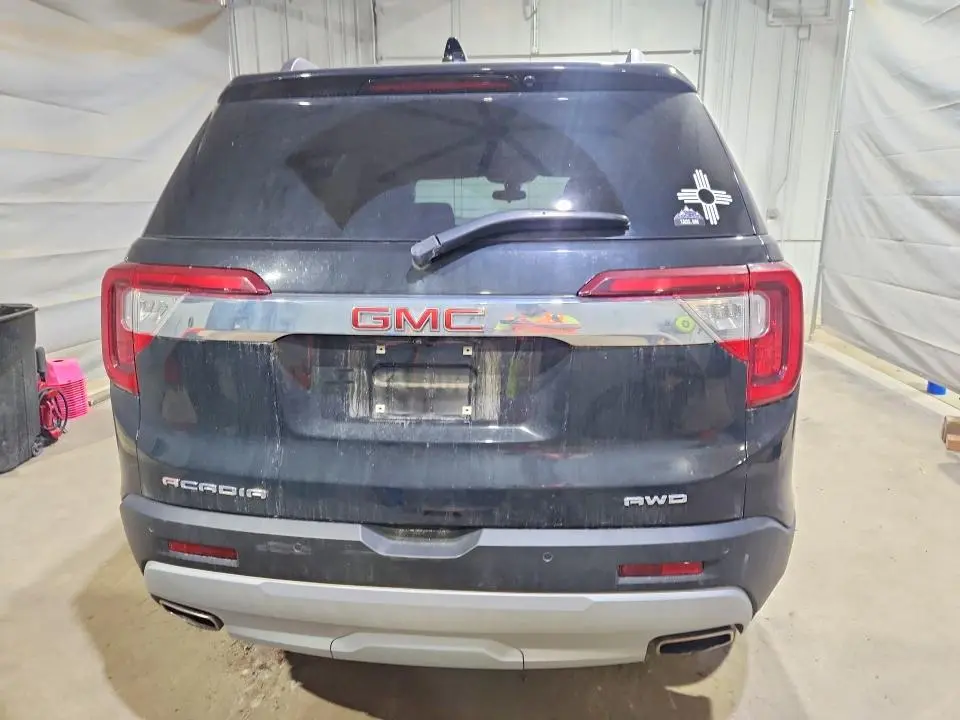 2022 GMC ACADIA SLE  