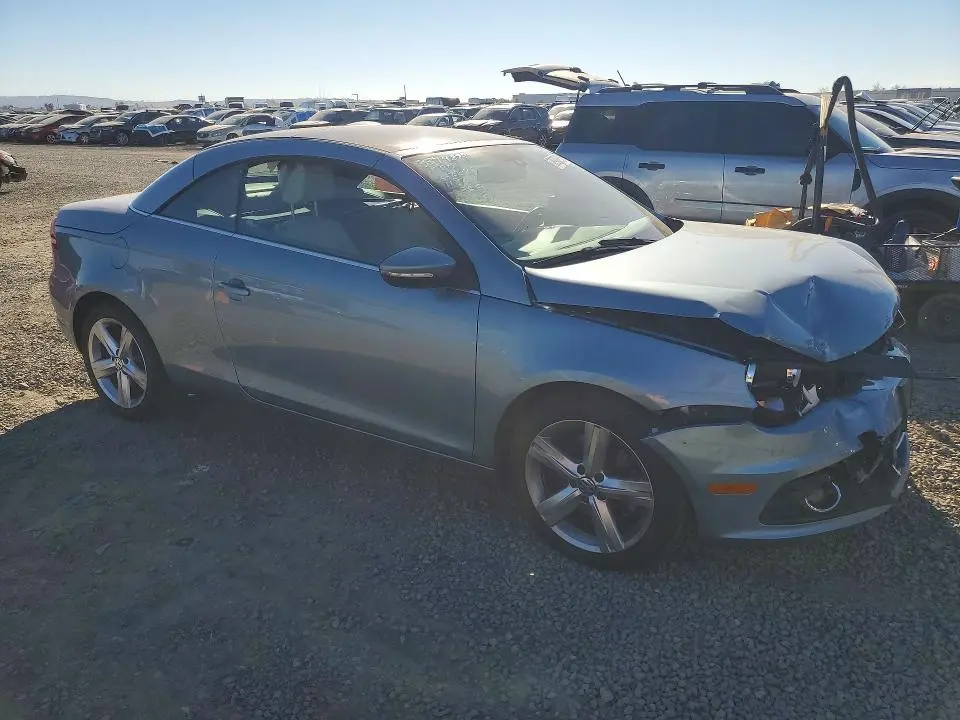 2012 VOLKSWAGEN EOS LUX  