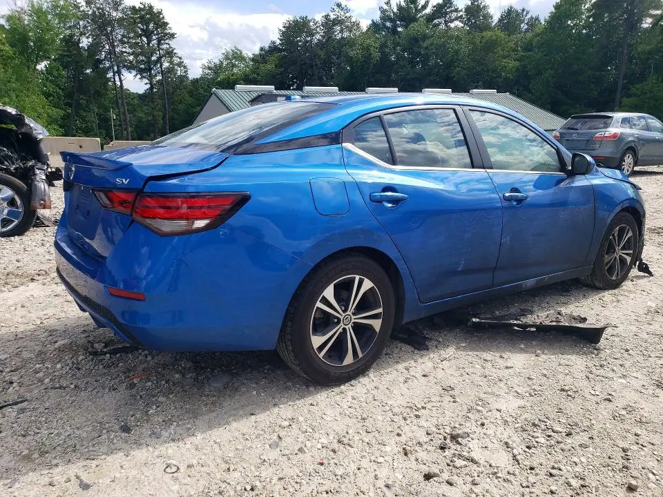 2022 NISSAN SENTRA SV  