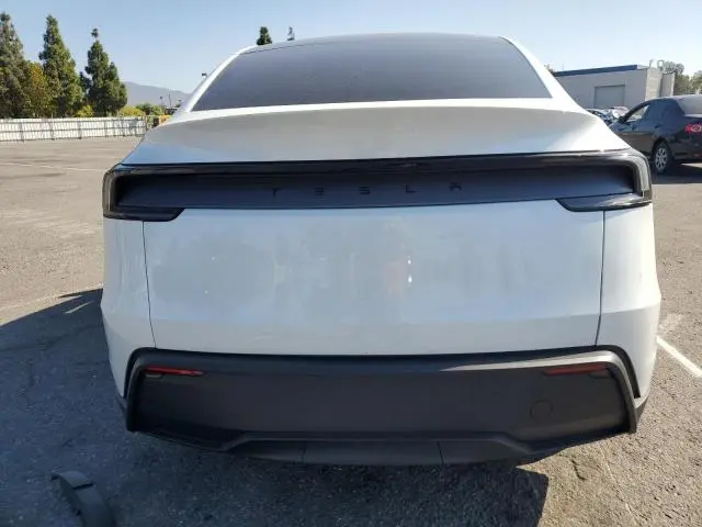 2026 TESLA MODEL Y