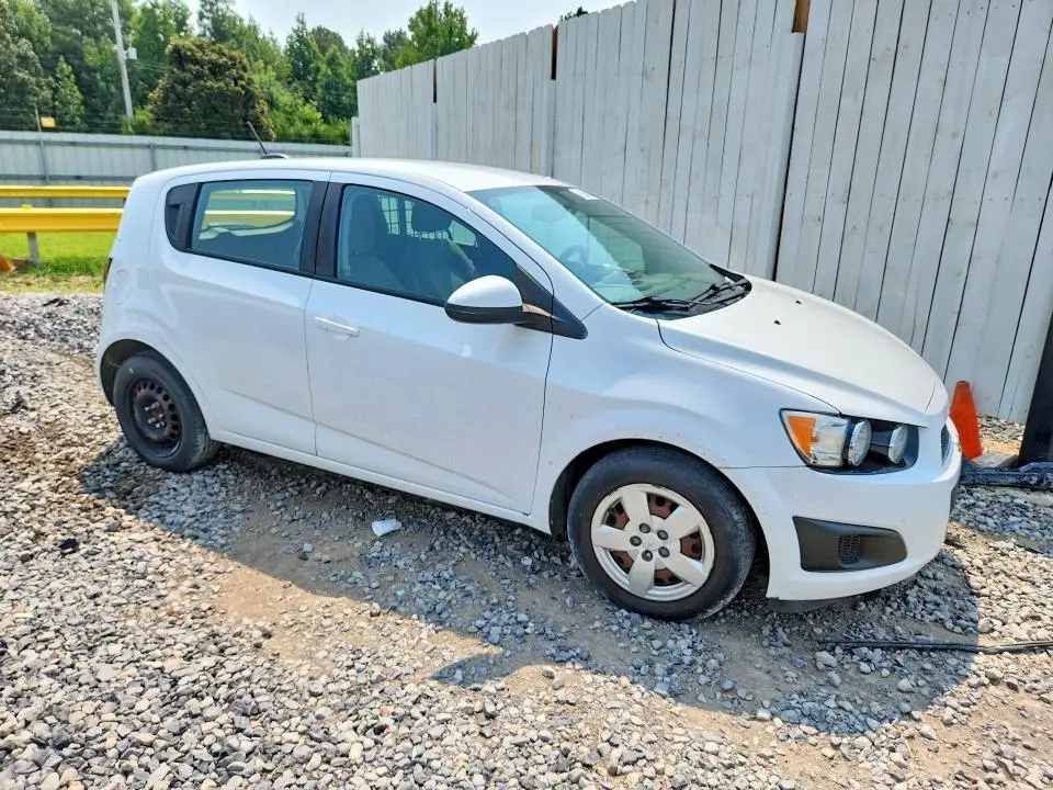 2016 CHEVROLET SONIC LS  