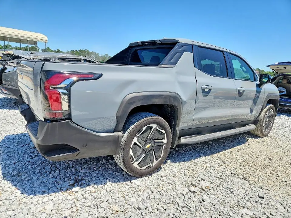 2025 CHEVROLET SILVERADO LT  