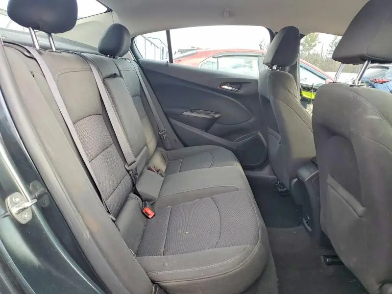 2017 CHEVROLET CRUZE LT  