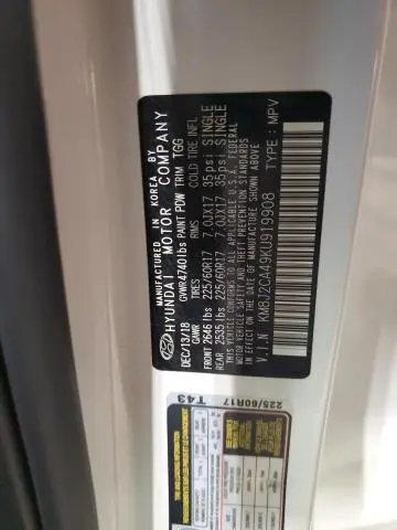 2019 HYUNDAI TUCSON SE  