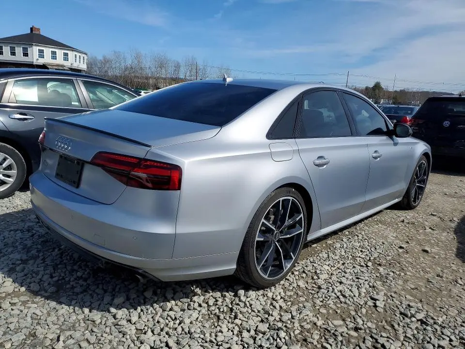 2017 AUDI S8 PLUS QUATTRO  
