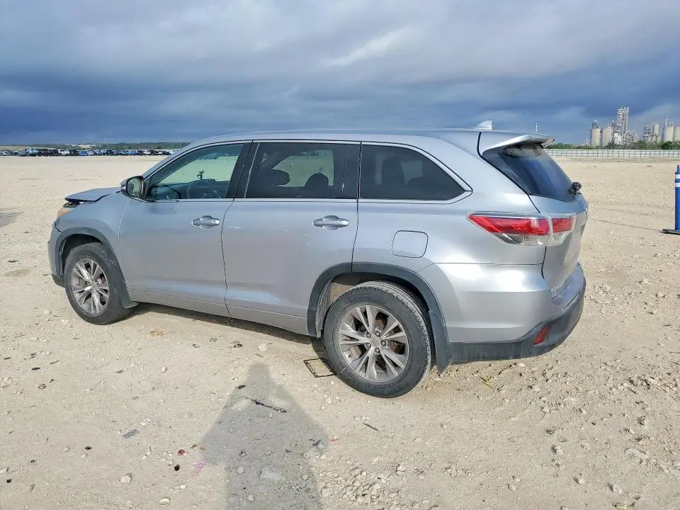 2014 TOYOTA HIGHLANDER LE PLUS  