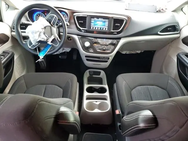 2021 CHRYSLER VOYAGER L  