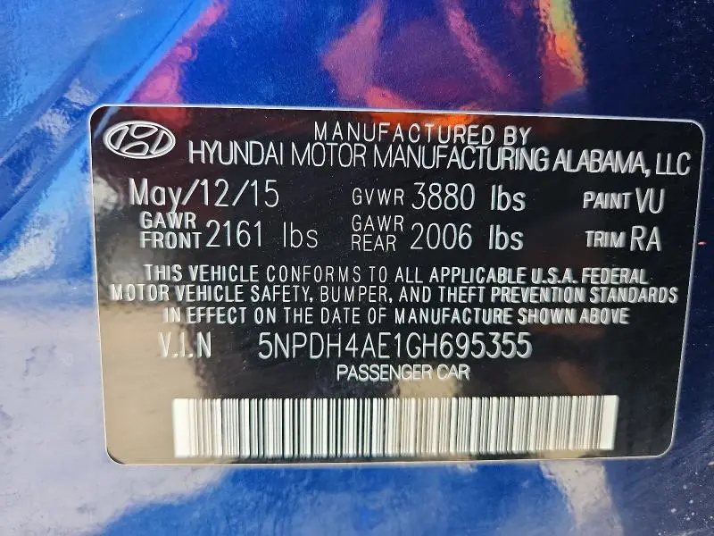 2016 HYUNDAI ELANTRA SE  