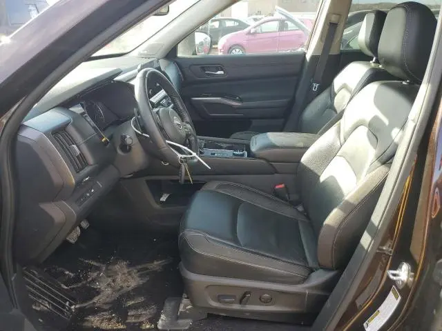 2022 NISSAN PATHFINDER SL  