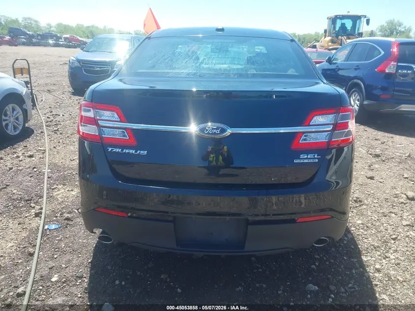 2018 FORD TAURUS SEL