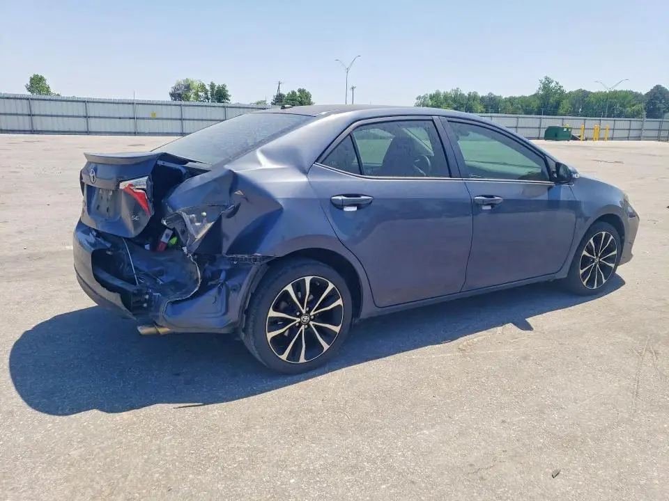 2018 TOYOTA COROLLA SE  