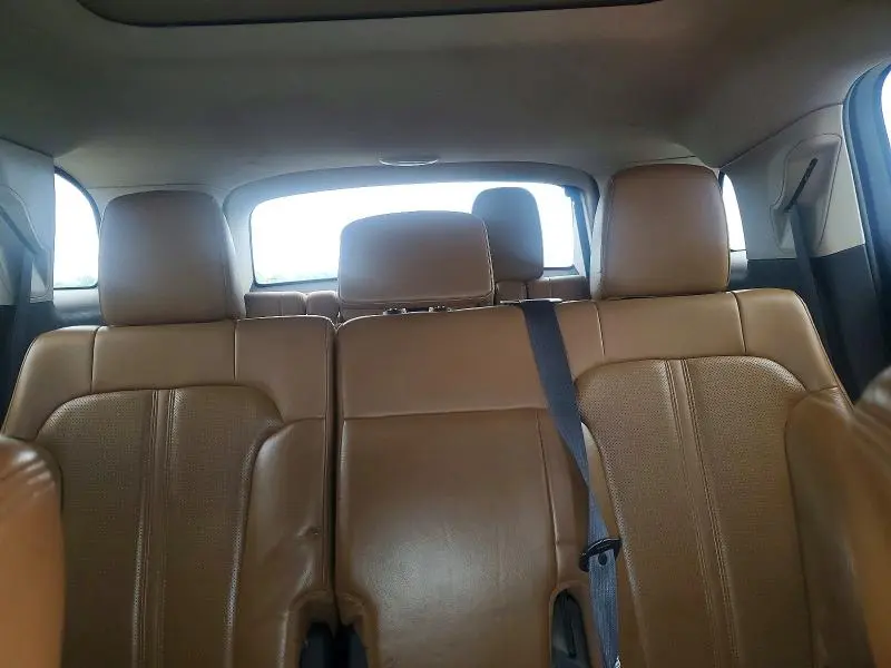 2010 LINCOLN MKT   