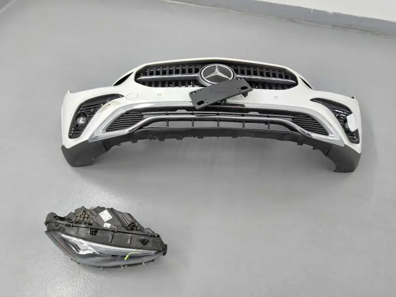 2025 MERCEDES-BENZ GLA 250  