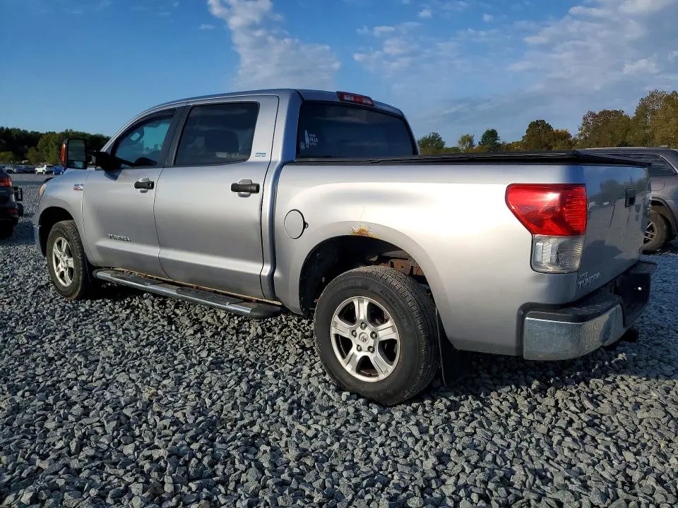 2010 TOYOTA TUNDRA CREWMAX SR5  
