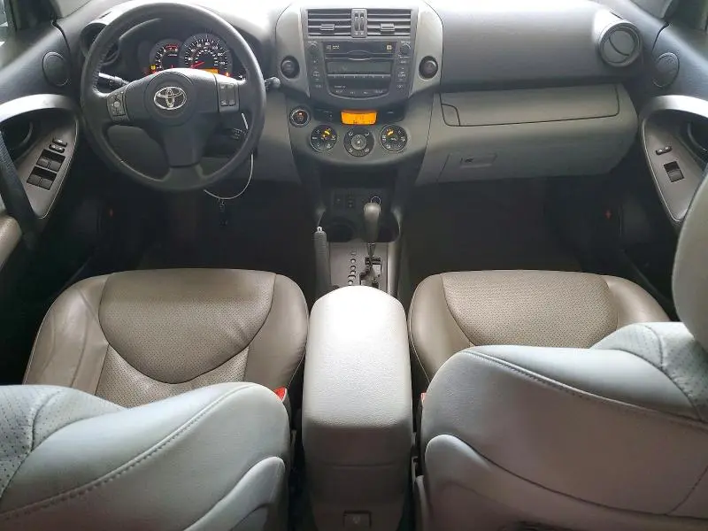 2011 TOYOTA RAV4 LIMITED  