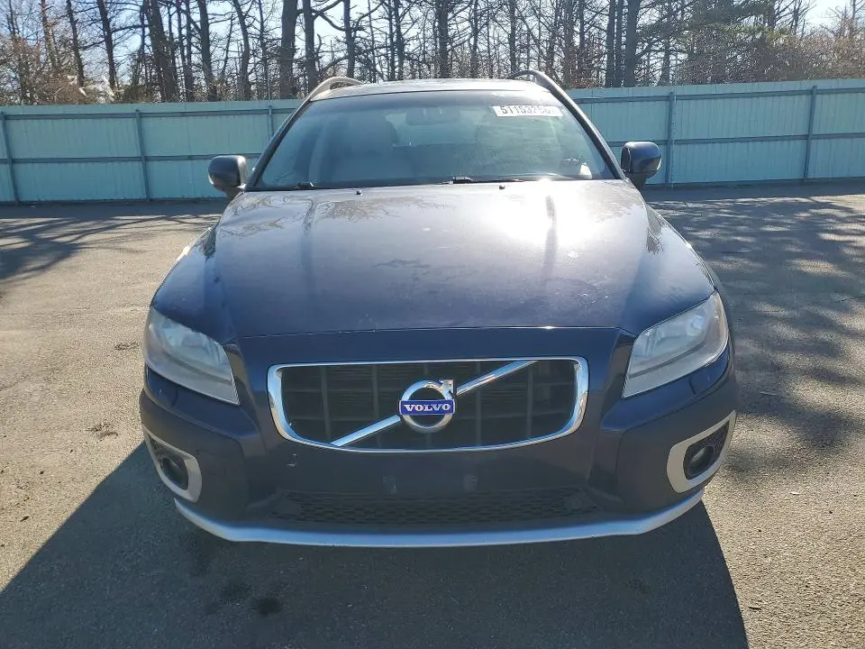 2011 VOLVO XC70 T6  