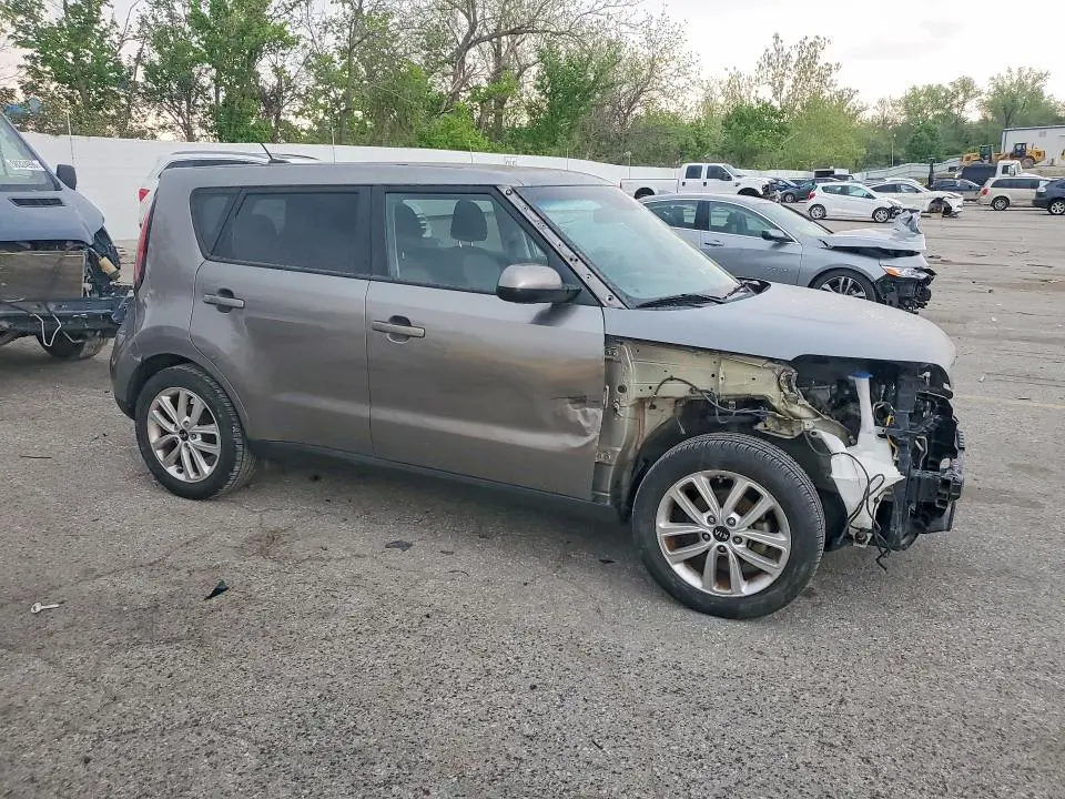 2018 KIA SOUL +  