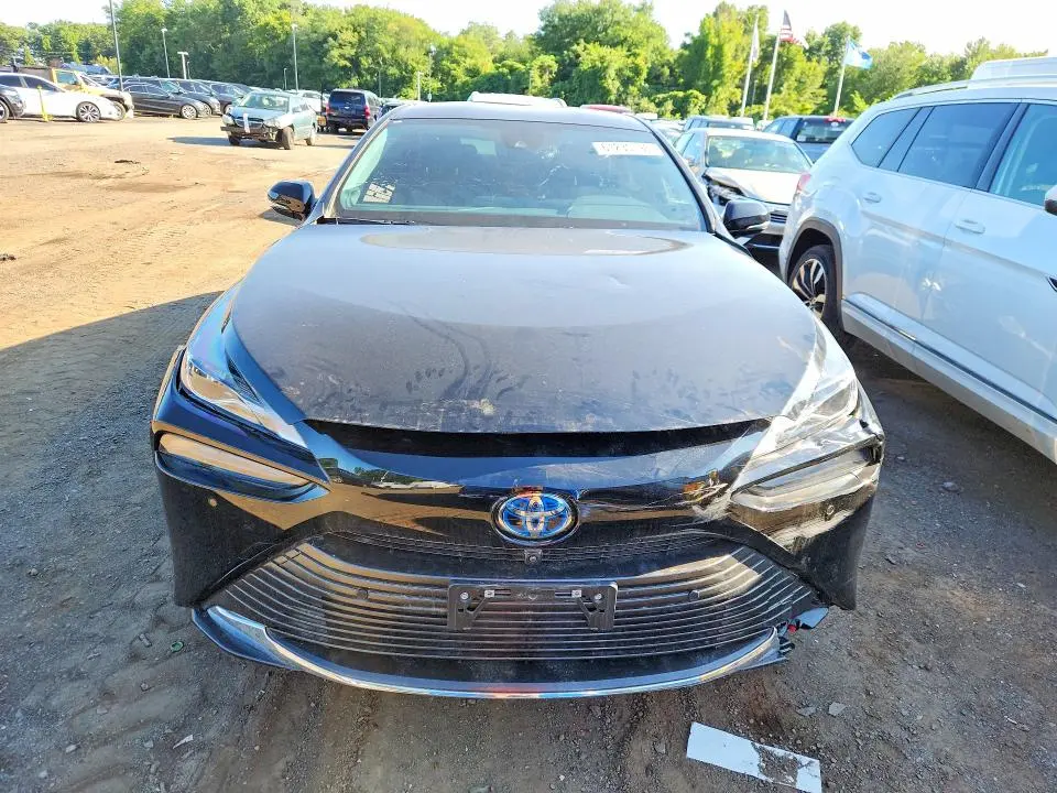 2022 TOYOTA MIRAI XLE  