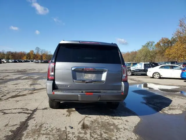2018 GMC YUKON XL K1500 SLE  