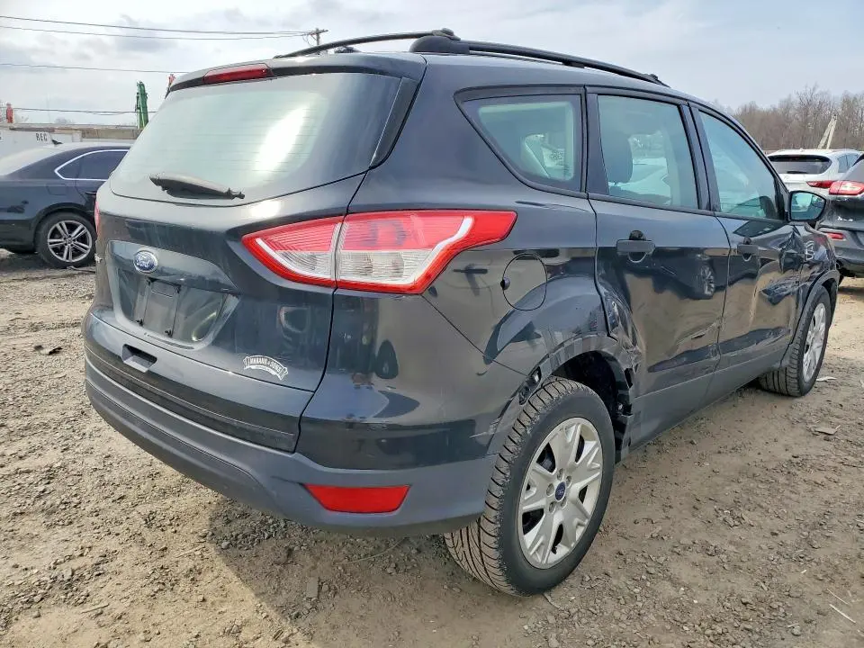2014 FORD ESCAPE S  