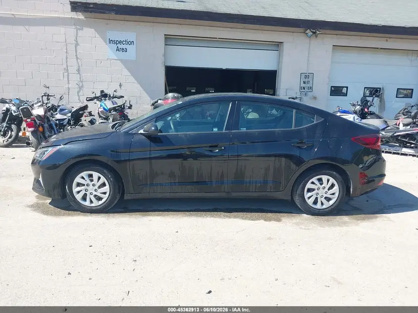2020 HYUNDAI ELANTRA SE