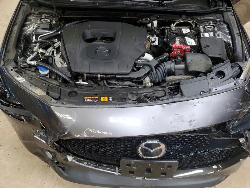 2025 MAZDA 3 PREFERRED  