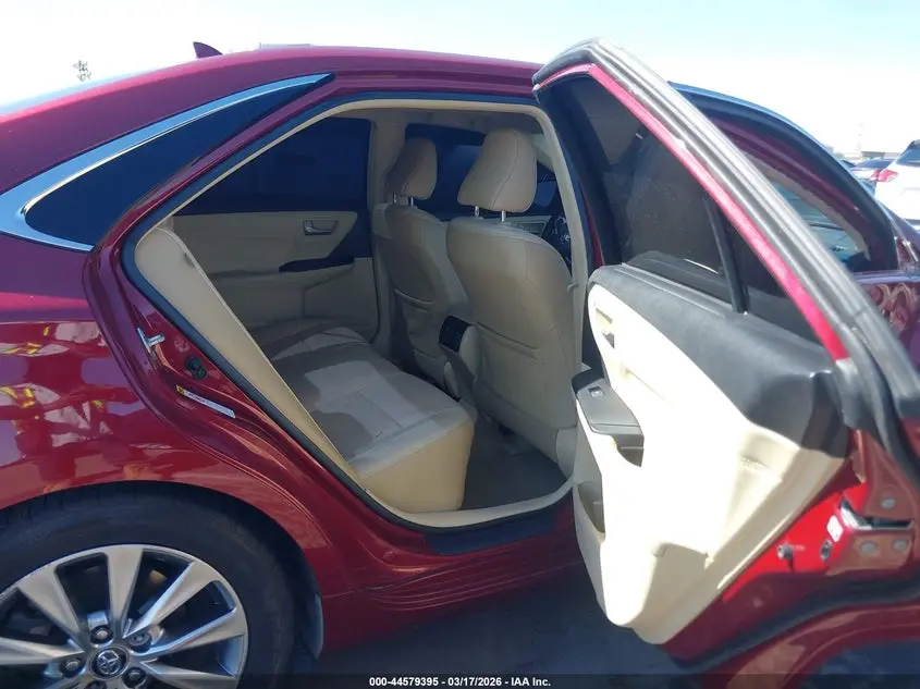 2017 TOYOTA CAMRY XLE