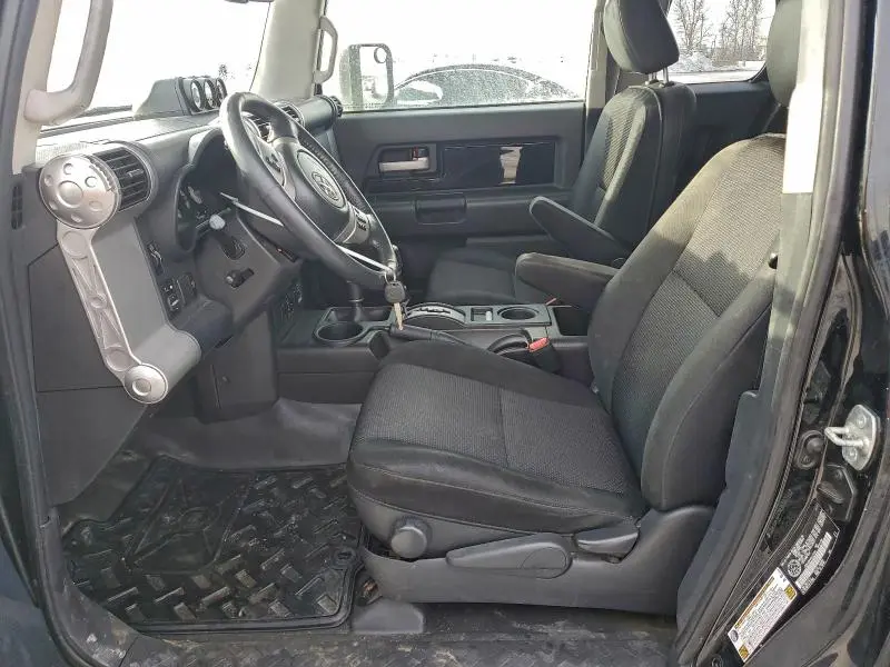 2012 TOYOTA FJ CRUISER   