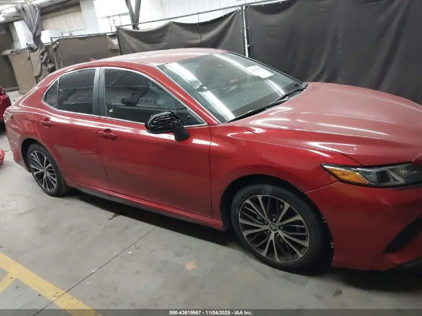 2019 TOYOTA CAMRY SE