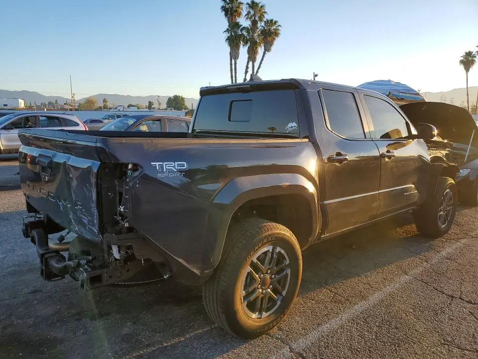 2025 TOYOTA TACOMA TRD SPORT HV  