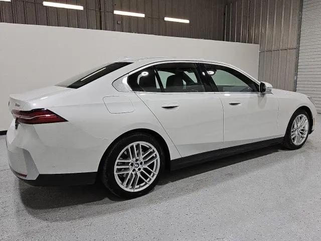 2024 BMW 530 I