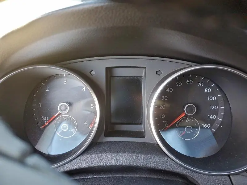 2011 VOLKSWAGEN JETTA TDI  