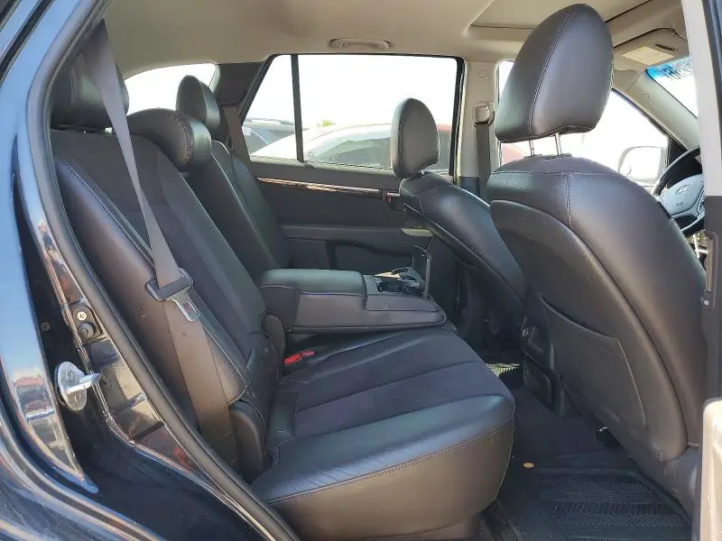 2011 HYUNDAI SANTA FE GLS  