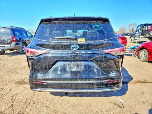 2021 TOYOTA SIENNA LIMITED 7-PASSENGER  