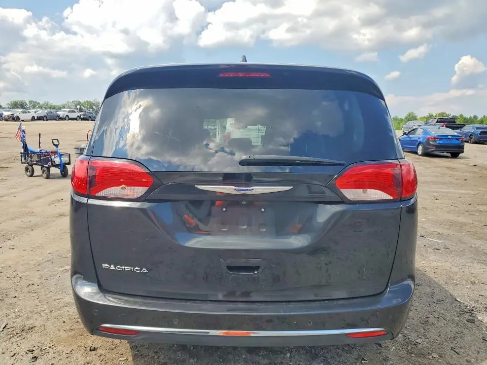 2018 CHRYSLER PACIFICA TOURING L  