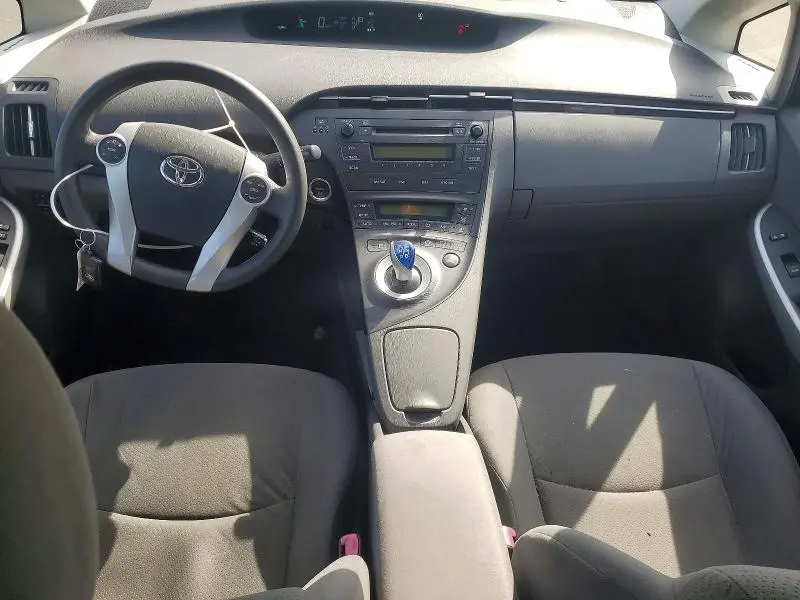 2010 TOYOTA PRIUS II  