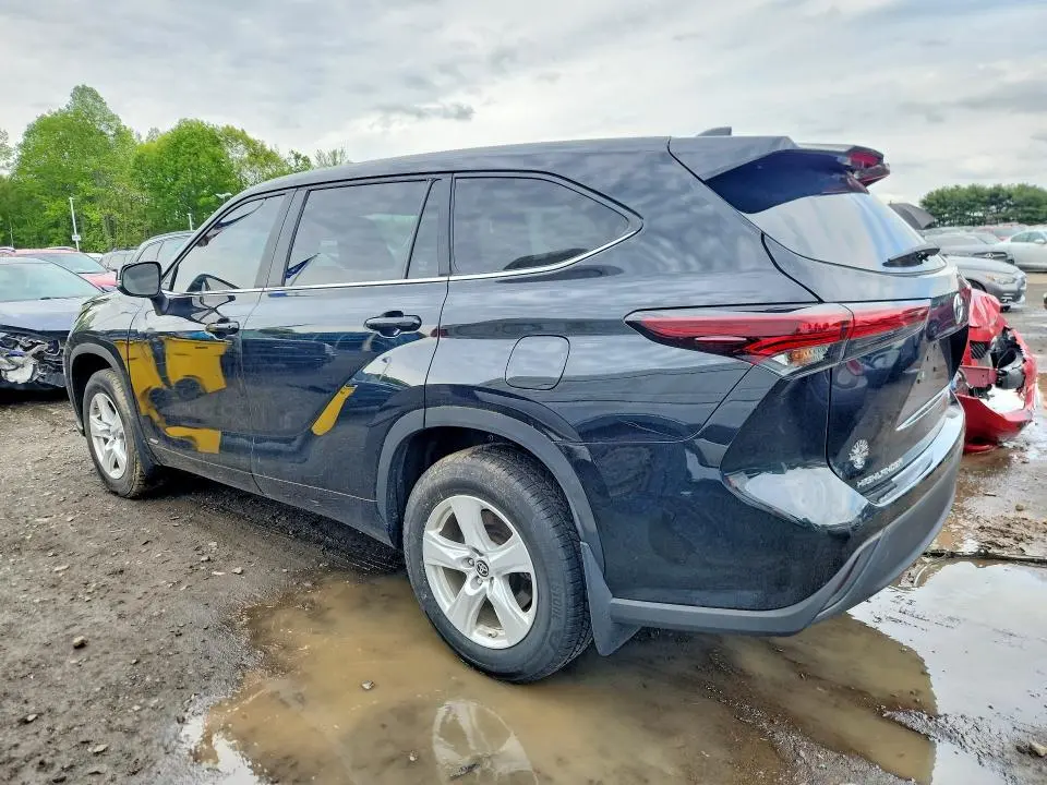 2024 TOYOTA HIGHLANDER HYBRID LE  