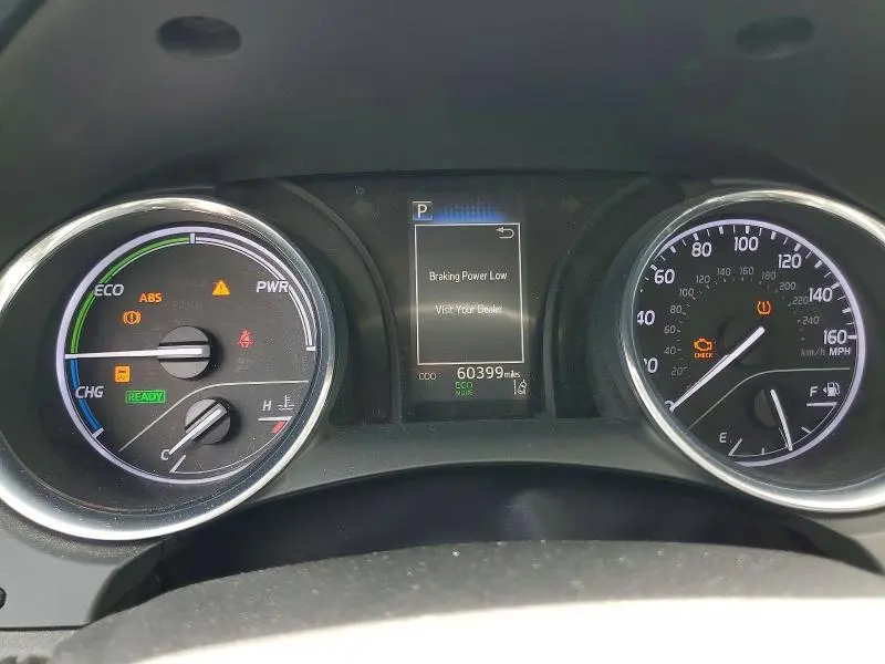 2019 TOYOTA CAMRY LE  