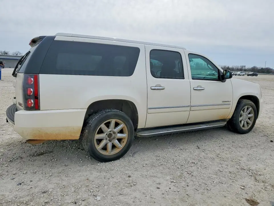 2012 GMC YUKON XL DENALI  